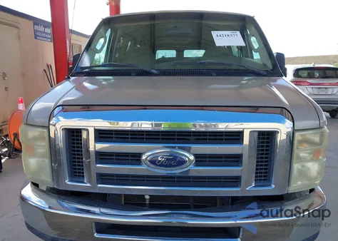 2008 Ford E-350 Super Duty Xl/Xlt z USA, uszkodzony, nr VIN 1FBNE31L18DA80239